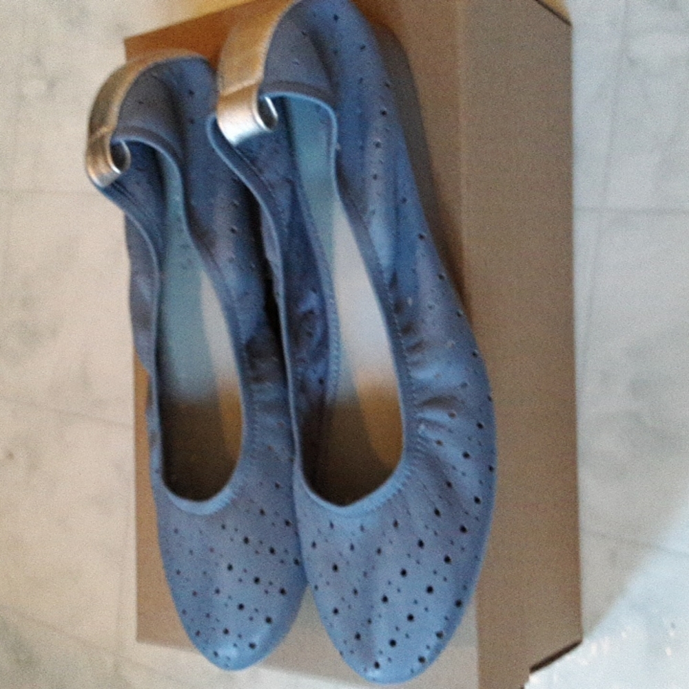 Brand NWOT Ballet Flats - Picture 3 of 6